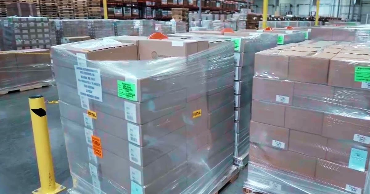 Co-Packing vs. Repacking for Retail Display Programs: A Guide for F&B Brands